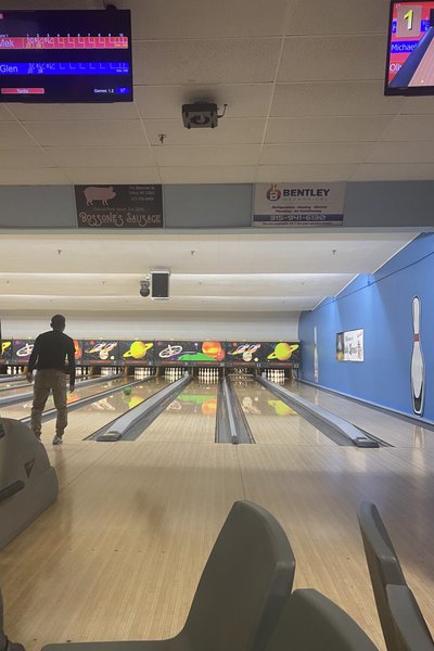Vista Lanes Bowling Center photo 3
