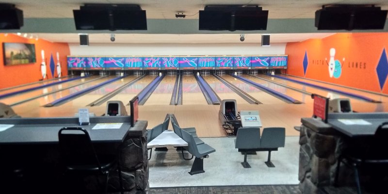 Vista Lanes Bowling Center photo 6