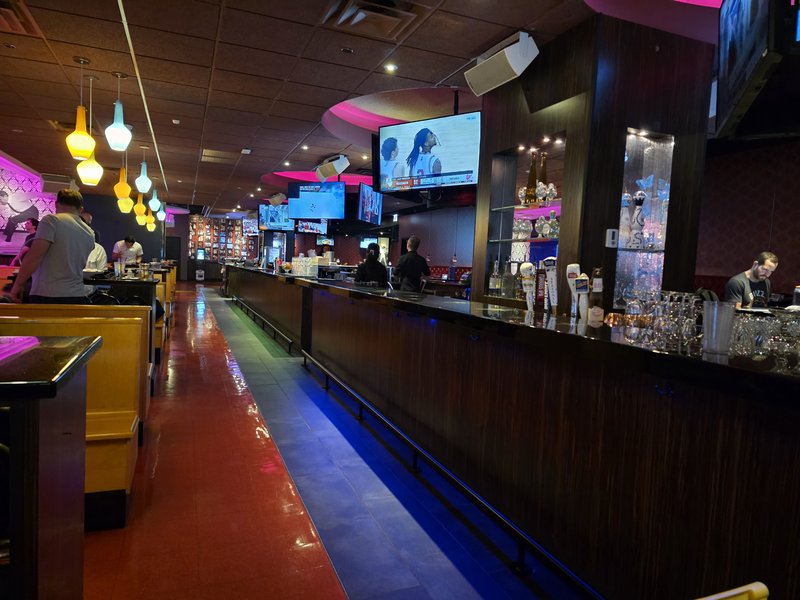 Kings Dining & Entertainment photo 6