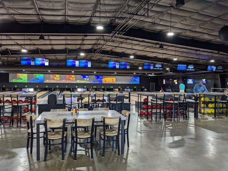 CM Lanes photo 5