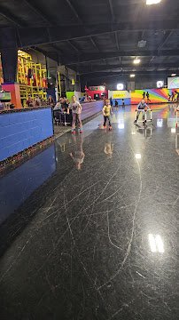 Gray-8-Skate Family Entertainment Center photo 2