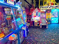 Gray-8-Skate Family Entertainment Center photo 6