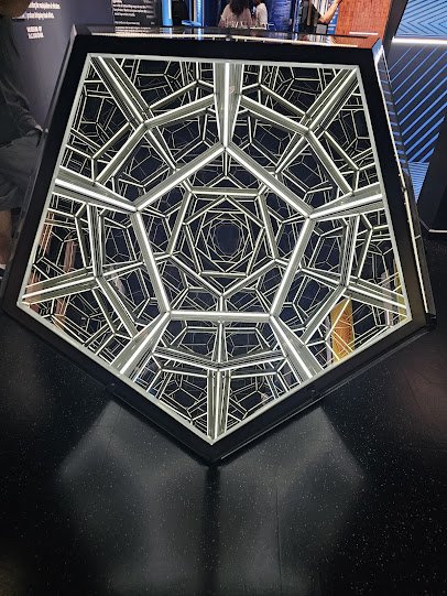 Museum of Illusions - Seattle photo 3