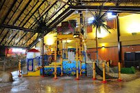 Kahuna Laguna Indoor Water Park North Conway