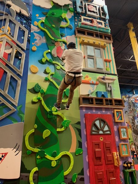 ClimbZone Laurel photo 5