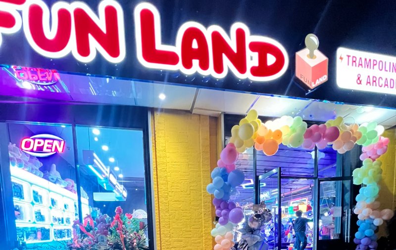 Max Funland photo 5