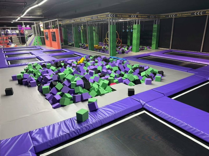 Max Funland photo 6