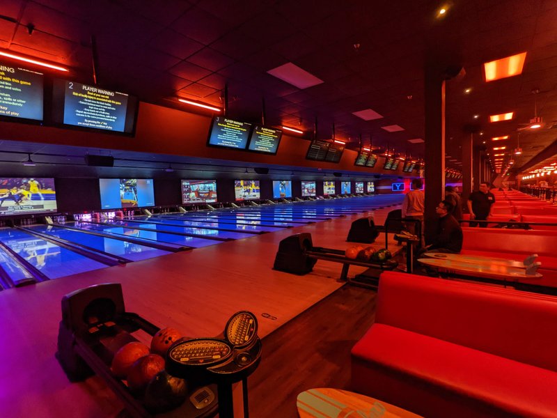 Lucky Strike Cerritos