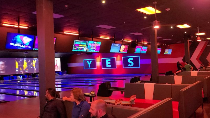 Lucky Strike Cerritos photo 2