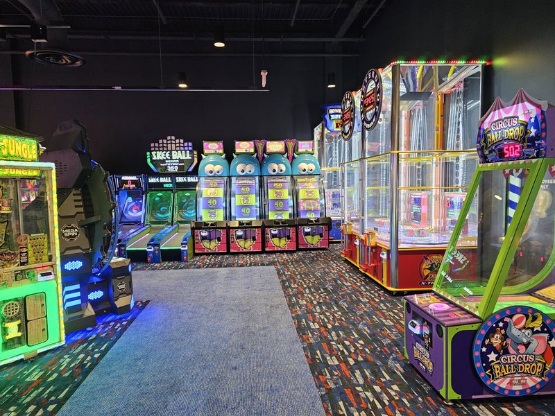 Round1 Bowling & Arcade Park City Center
