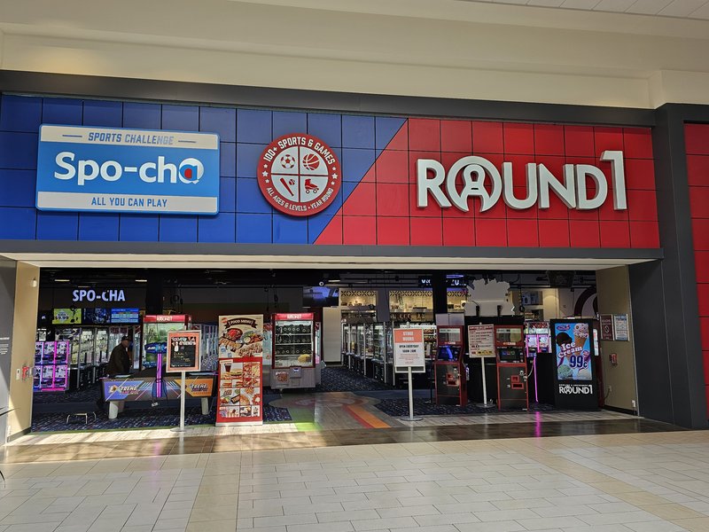 Round1 Bowling & Arcade Park City Center photo 3