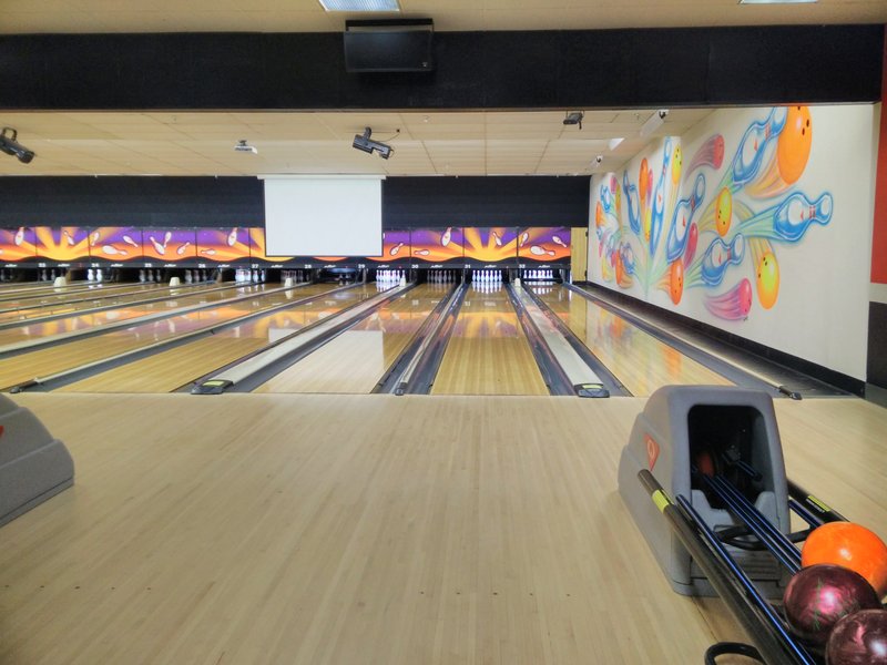 Bowlero Littleton