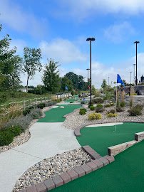 Birdies Miniature Golf Course & Sports Bar photo 3