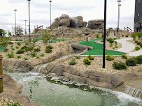 Birdies Miniature Golf Course & Sports Bar photo 4