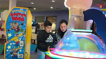 Chuck E. Cheese photo 2