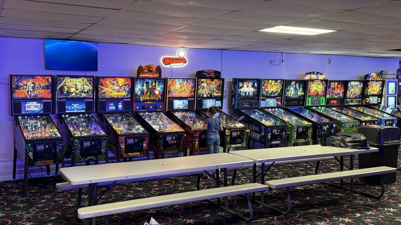 North Canton Skate & Entertainment Center photo 4