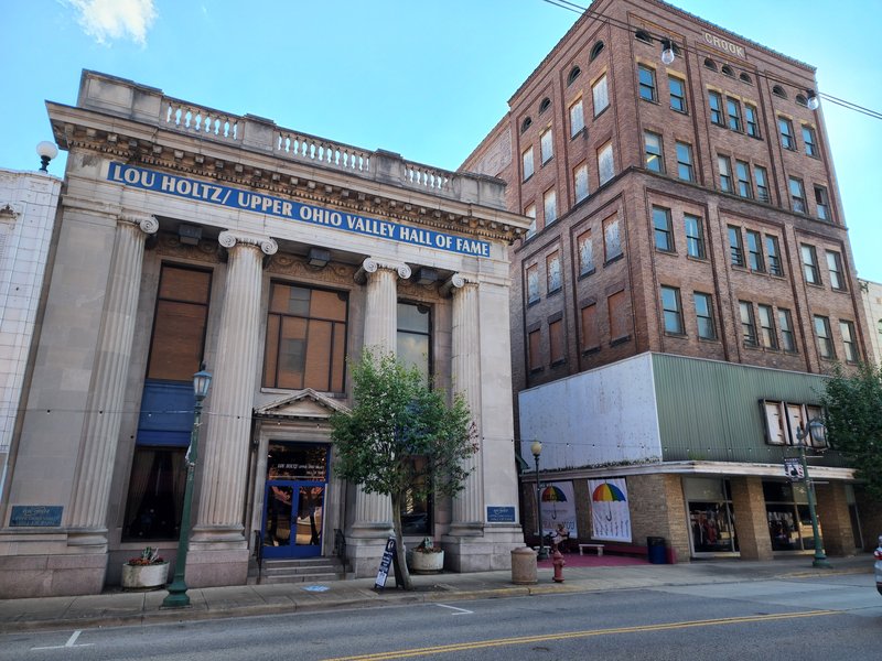 Upper Ohio Valley Hall of Fame Museum and Learning Center at the Lou Holtz Hall Of FameEducation