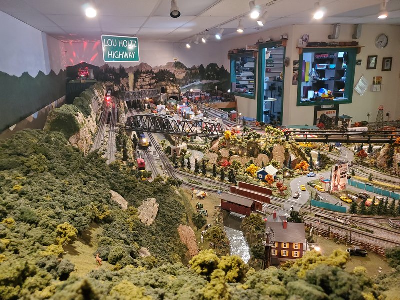 Upper Ohio Valley Hall of Fame Museum and Learning Center at the Lou Holtz Hall Of FameEducation photo 2