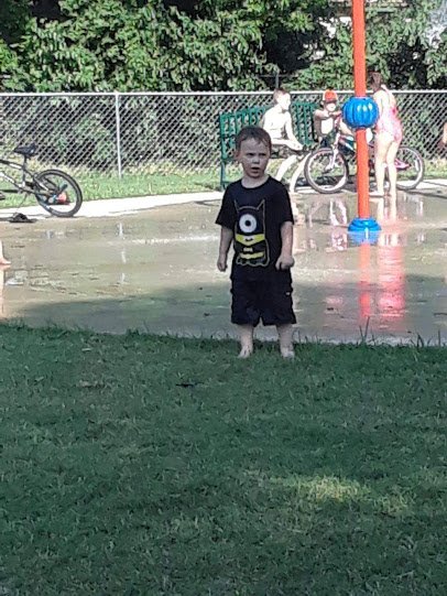 Young Park Splash Pad photo 4