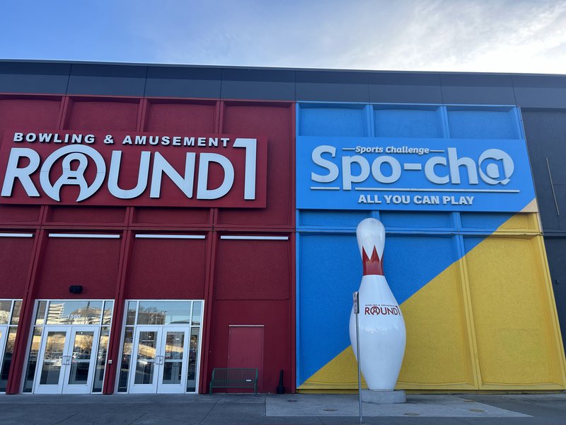 Round1 Bowling & Arcade Cumberland Mall photo 3