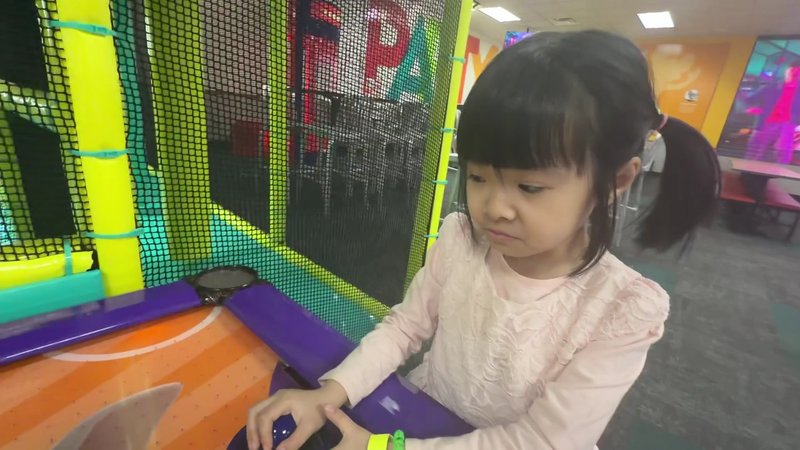 Chuck E. Cheese photo 2