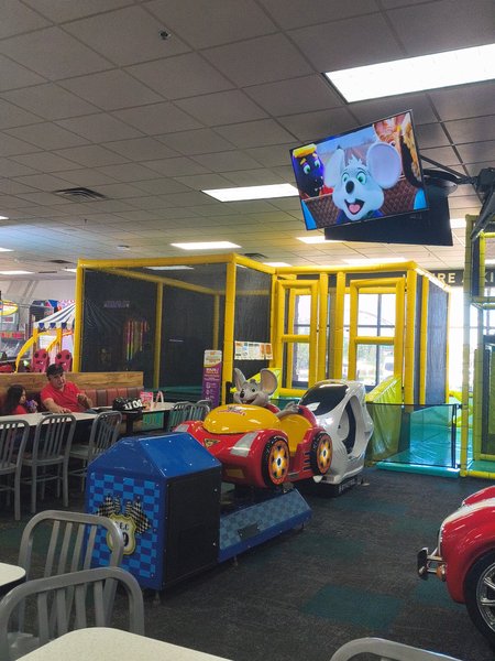 Chuck E. Cheese photo 5
