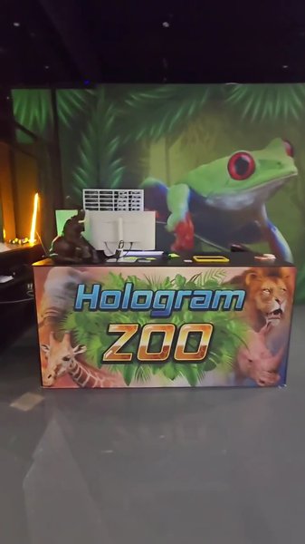 Hologram Zoo Illinois photo 2