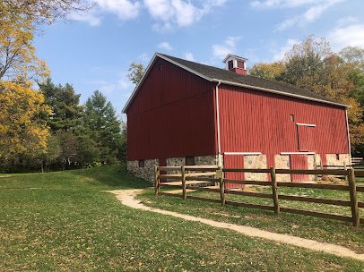 Vera Meineke Nature Center at Spring Valley