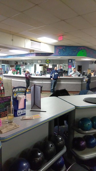 Richfield Bowl photo 6