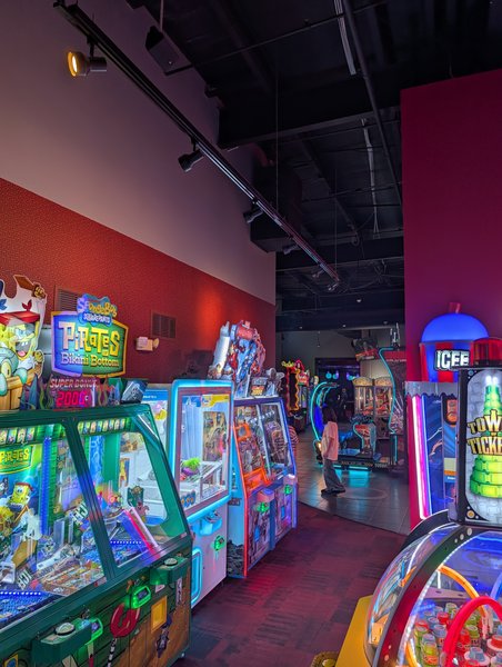 Lucky Strike Bartlett photo 4