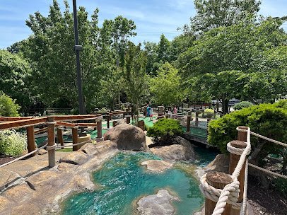 Pirate's Cove Adventure Golf of Williamsburg Virginia photo 4