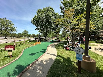 Pirate's Cove Adventure Golf of Williamsburg Virginia photo 6