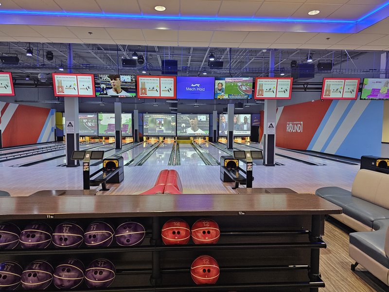 Round1 Bowling & Arcade South Hill Mall photo 3