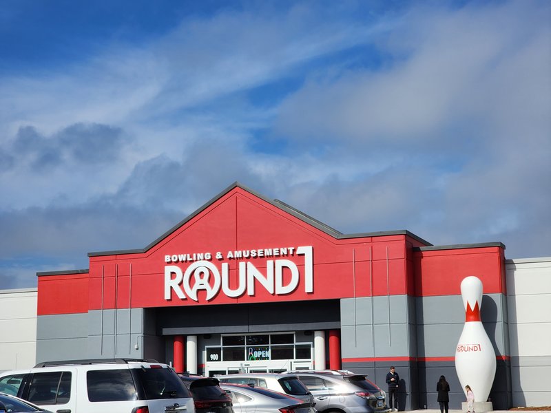 Round1 Bowling & Arcade South Hill Mall photo 4