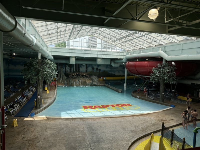 Raptor Reef Indoor Water Park