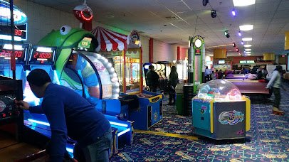 BonaVenture Skating Center - Always Clean - Family Friendly - Fun Park - Birthday Parties photo 3