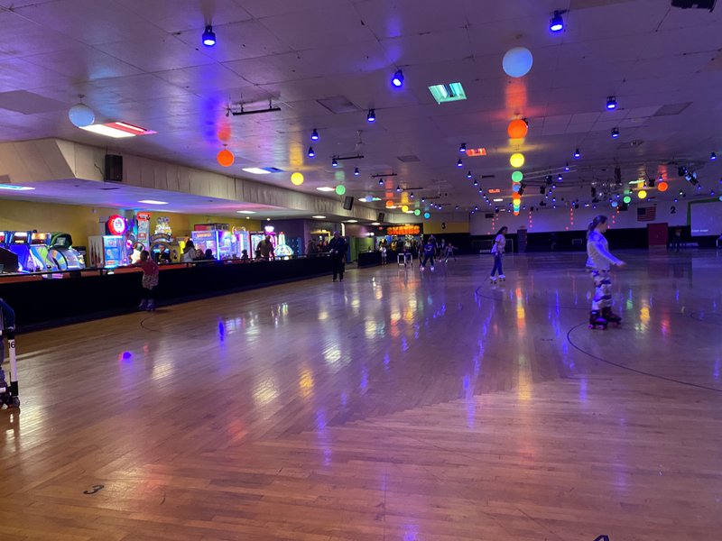 Rollhaven Skating Center-Flint, Grand Blanc Twp. photo 3