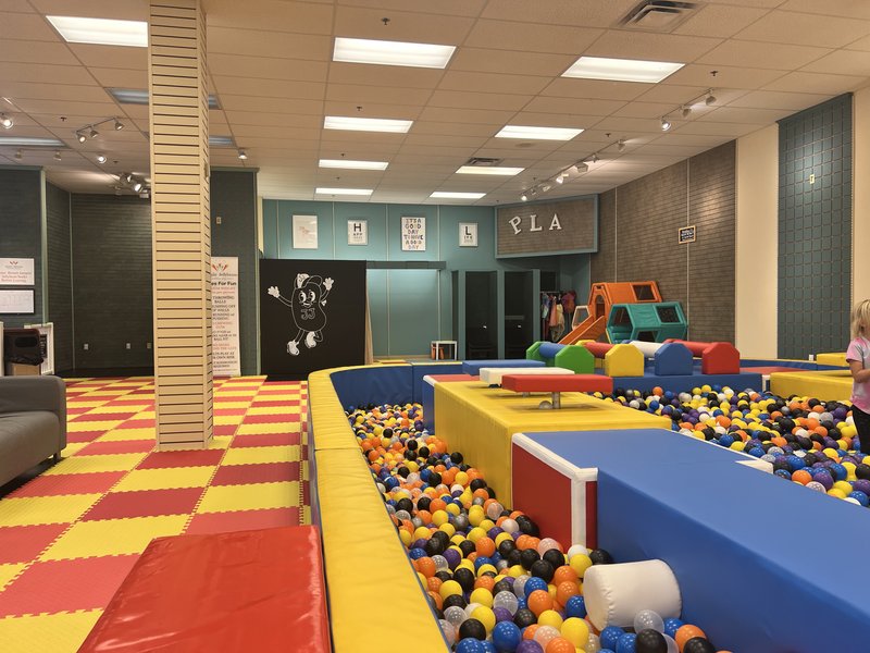 Jumpin' Jellybeans The Boutique Play Space Southaven photo 3