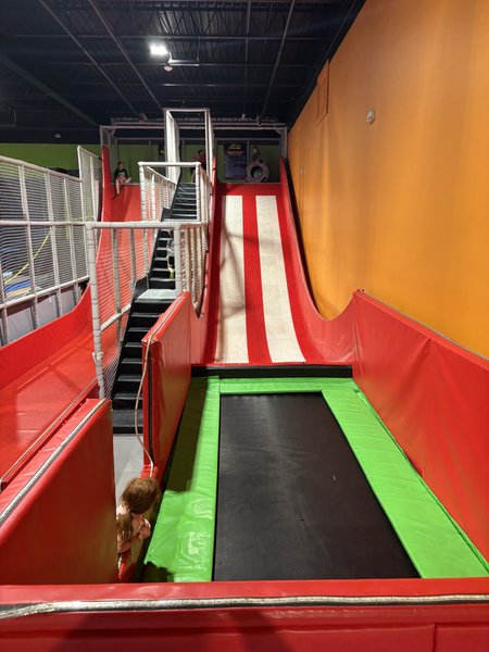 FlipZone Trampoline & Fun Park photo 5