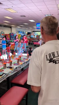 Chuck E. Cheese photo 2