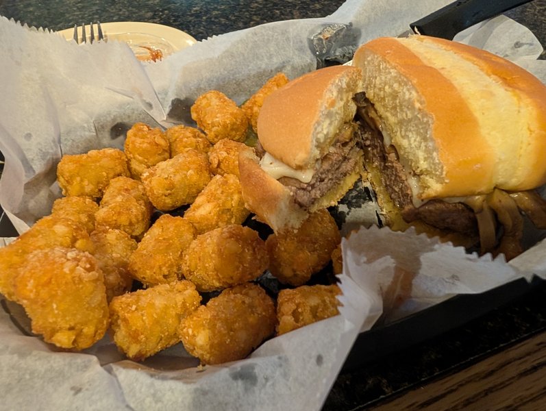 McPete's Sports Bar & Lanes photo 3