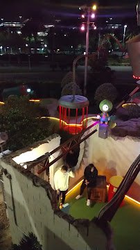 Invaders from Planet Putt photo 2