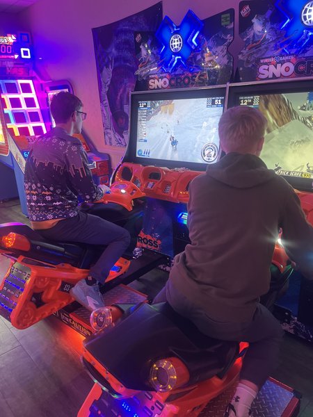 Planet X Adventures Crossroads Mall