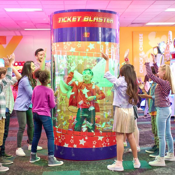 Chuck E. Cheese photo 4