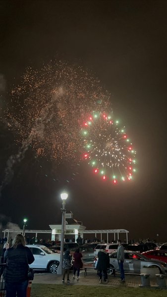 Ice at the Pier photo 6
