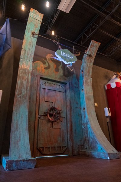 Legendary Escape Rooms & Axe Throwing photo 5