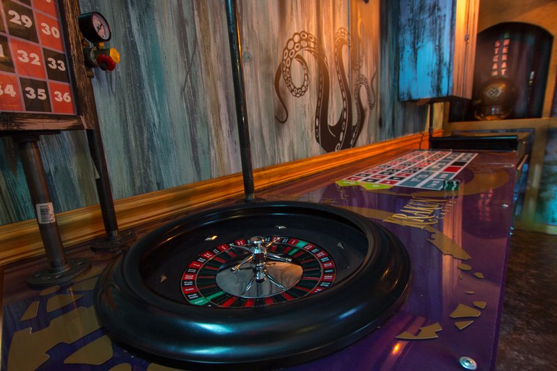 Legendary Escape Rooms & Axe Throwing photo 6