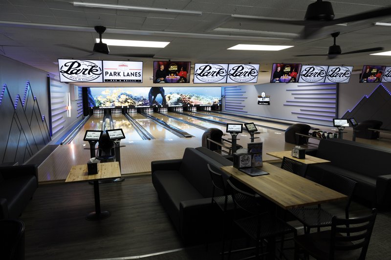 Park Lanes Bar & Grille photo 4