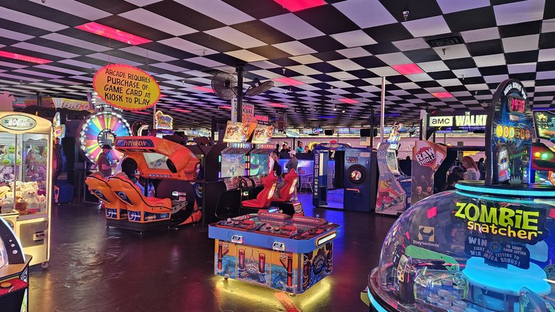 Rock'it Lanes photo 4