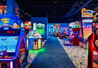 Round1 Bowling & Arcade - Hayward